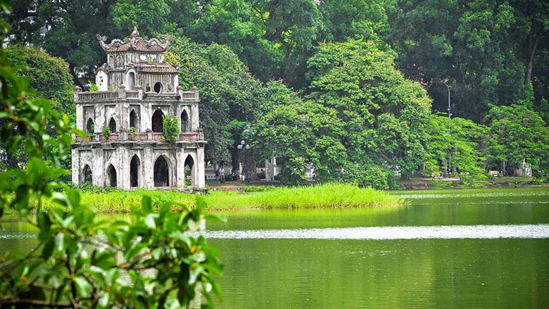 7-Day Northern Vietnam Tour: Hanoi - Halong Bay - Sapa Trekking