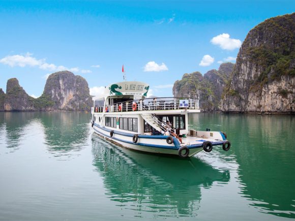 Bai Tu Long Bay 1 Day – Swan Day Cruise