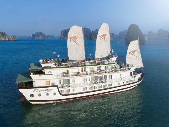 Signature Cruise – Halong Bay Cruise