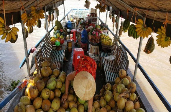 Cai Be Floating Market – Tan Phong Island 1 Day