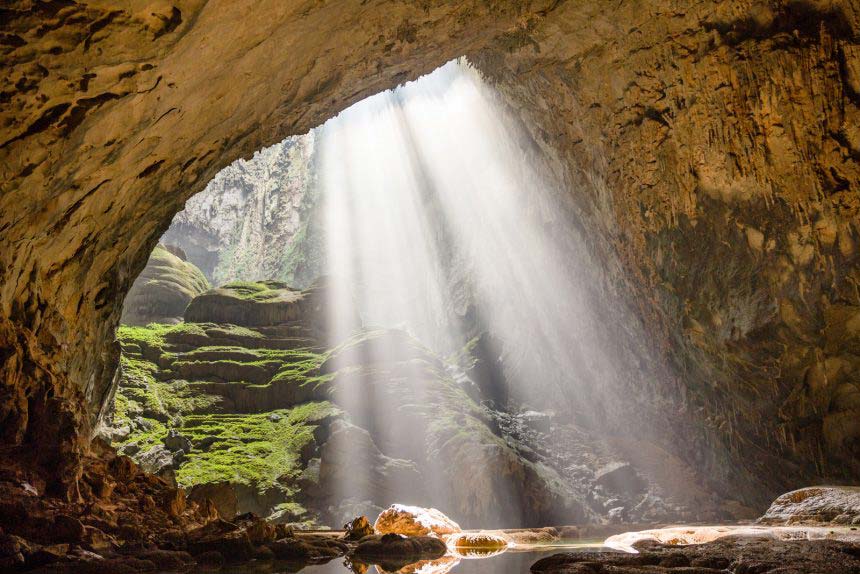 The magnificent Kingdom of Caves in Vietnam