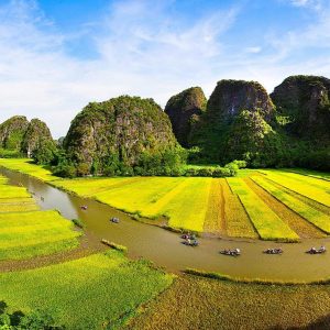 One-day tour to Ninh Binh, aka Ha Long Bay on land