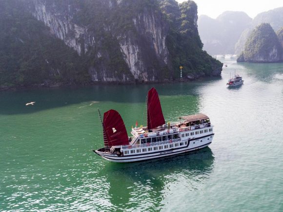 Bellezza Cruise – Bai Tu Long Bay Cruise