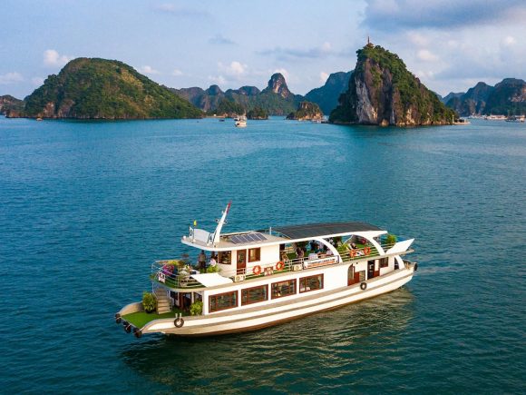 Wonder Bay Cruise – Halong Bay Luxury 1 Day Tour