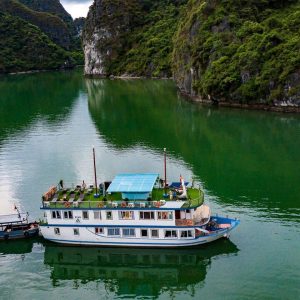 Azela Cruise – Lan Ha Bay Cruise