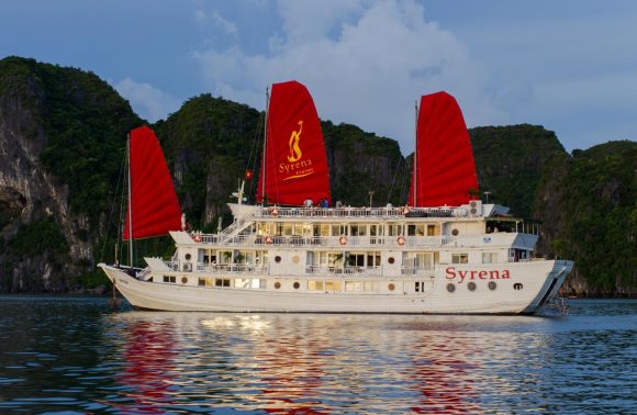 Syrena Cruise – Halong Bay Cruise