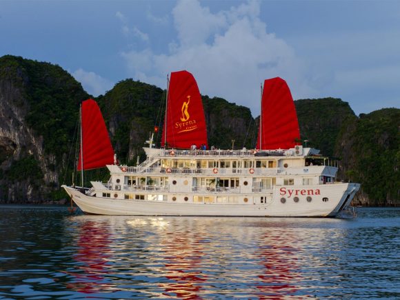 Syrena Cruise – Halong Bay Cruise