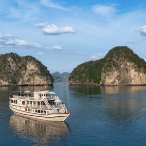 Flamingo Cruise – Halong Bay Cruise