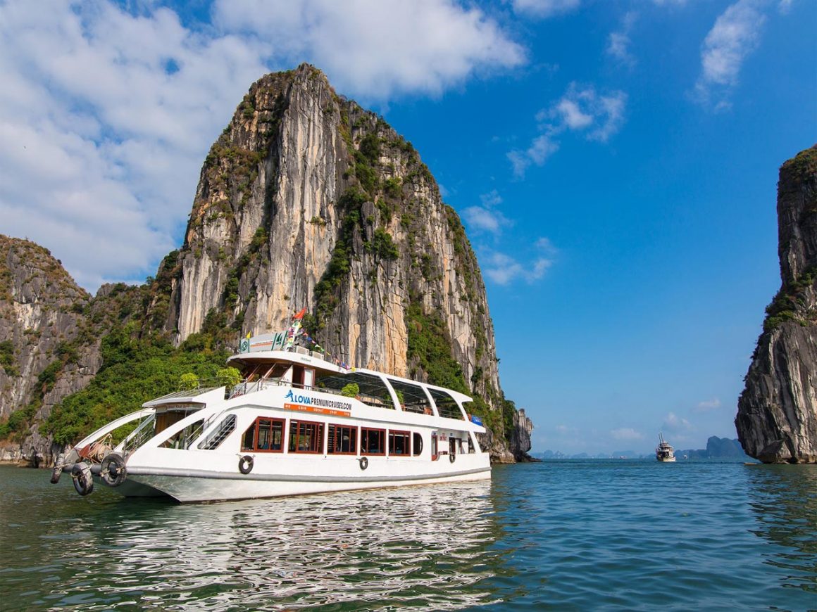 alova premium cruise halong