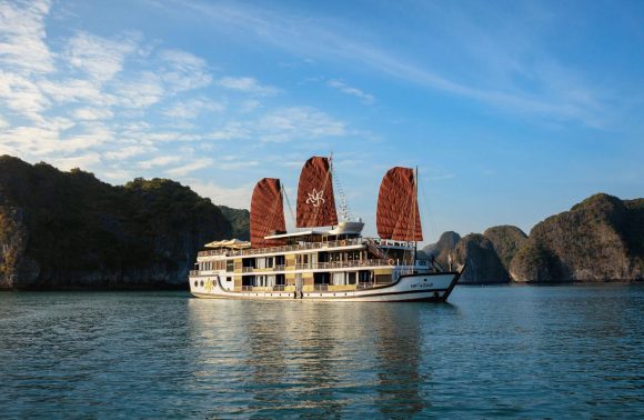 Orchid Classic Cruise – Lan Ha Bay Cruise