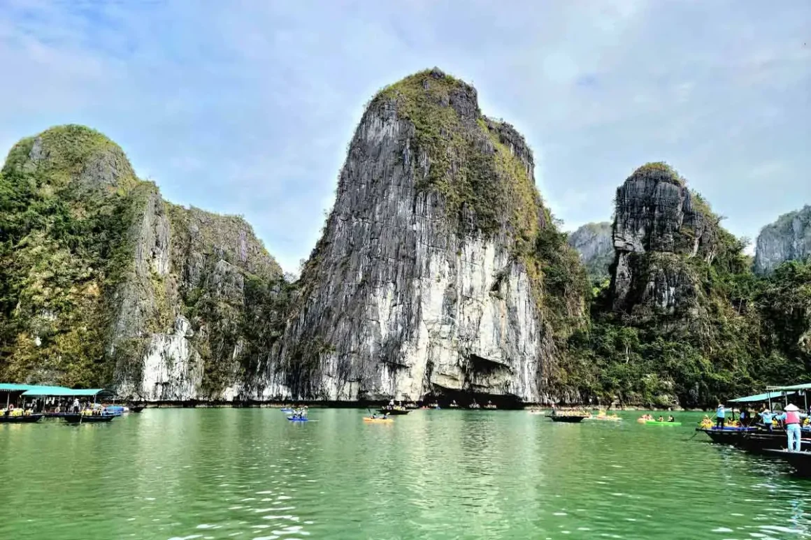 Ha Long Bay Shore Excursion for Cruise Passengers