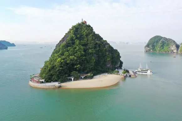 Ha Long Bay Shore Excursion for Cruise Passengers
